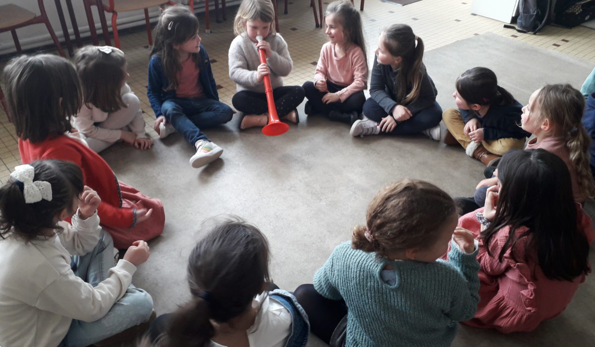DECOUVERTE DES FAMILLES D’INSTRUMENTS AVEC GABRIELLE