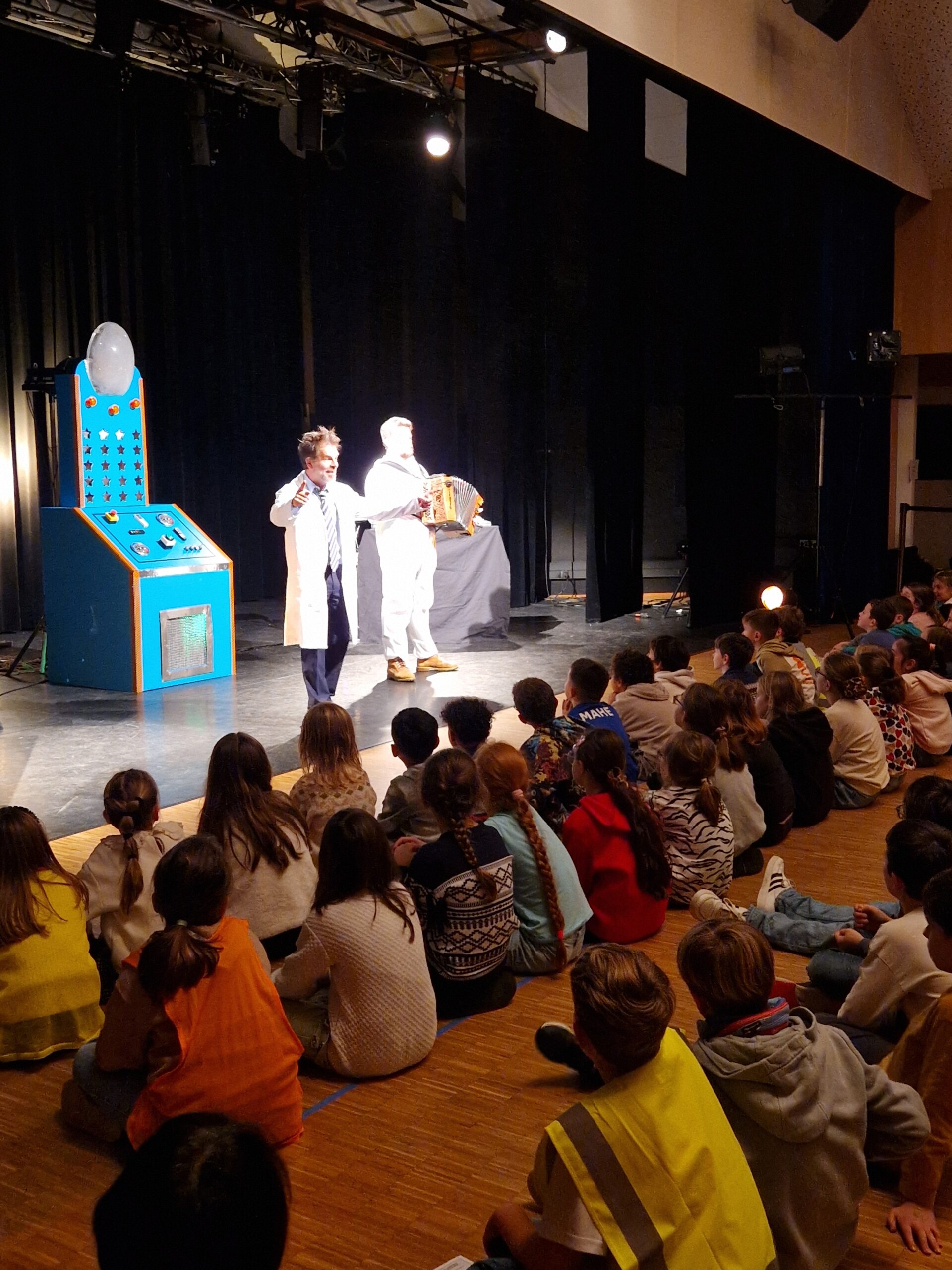 Spectacle de Noël offert par la municipalité